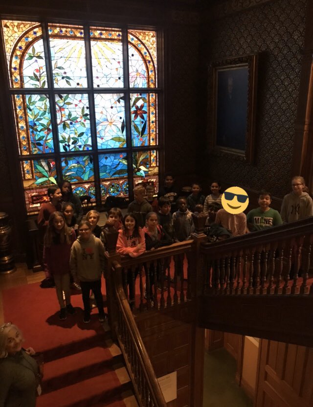 Phenomenal field trip at the Newark Art Museum! <a href="/PrinRodas/">Mario Rodas</a> <a href="/CGArtRoom/">Amanda McNevin</a> @NewarkMuseum