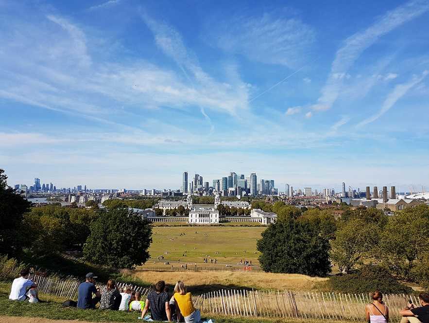 The view from #GreenwichPark is one of the best in London, I never get bored of it! Blog post about my day in #Greenwich: leapintoadventure.com/a-day-in-green… #travelblog