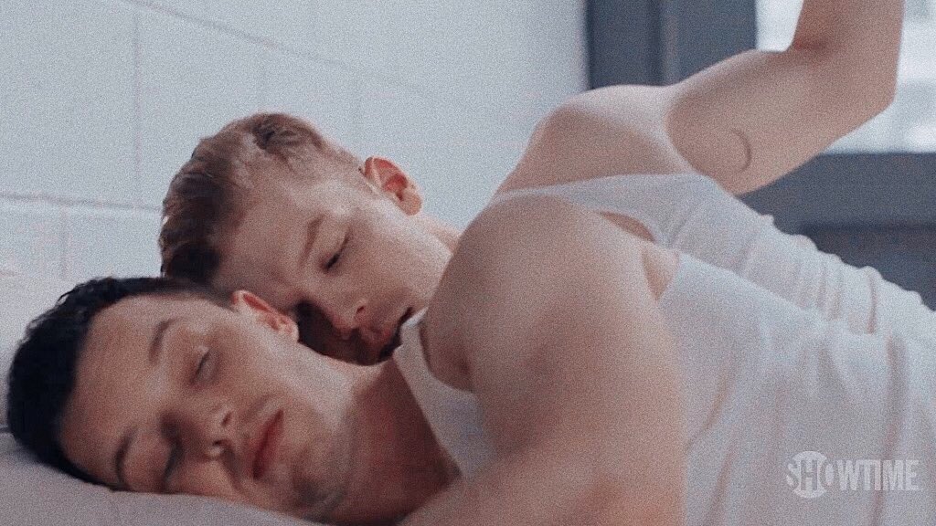 xflorenzistan's tweet photo. look at them!! look at mickey’s smile!!
I’M FUCKING SHAKING

#shameless https://t.co/h8OqrtXTyY