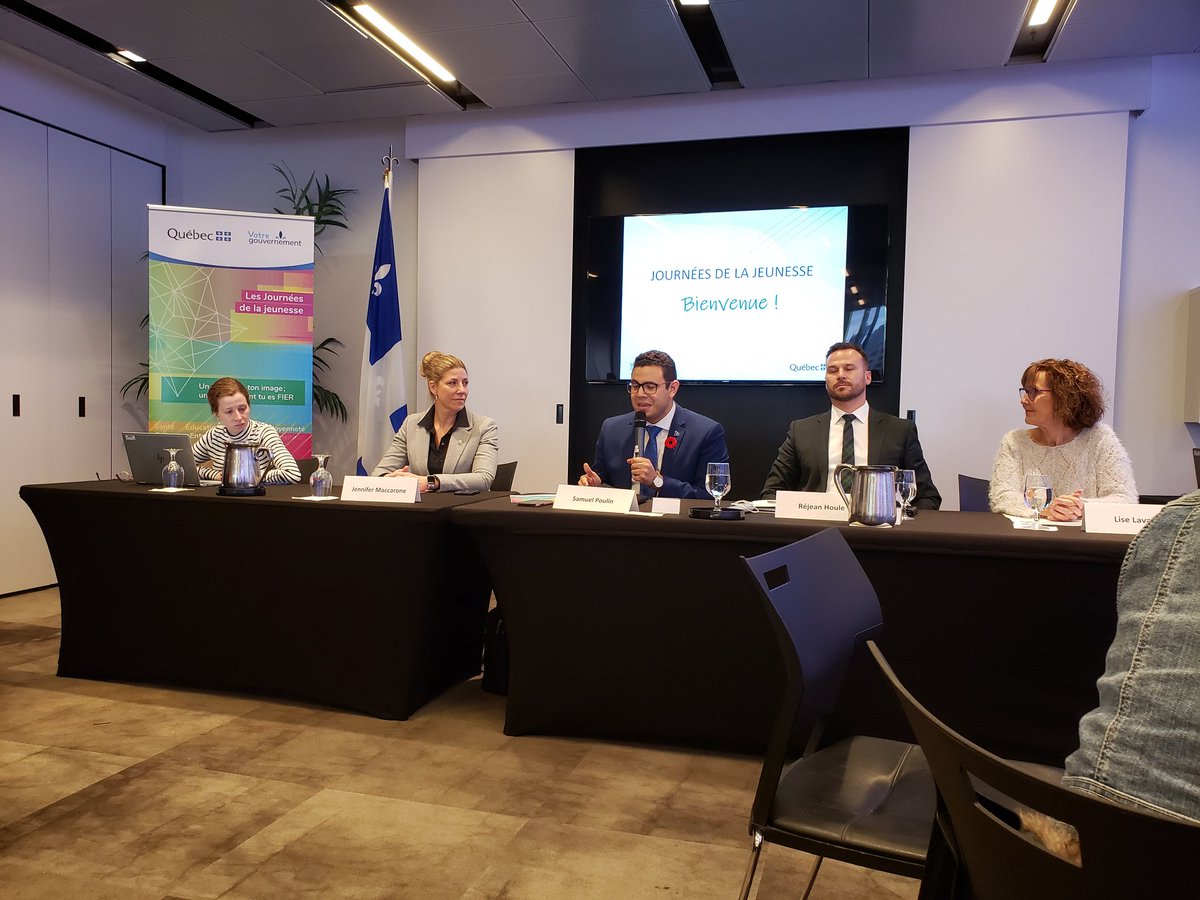 Townshippers's tweet photo. #Townshippers made the windy trek down highway 10 to participate in @SAJ_Qc "Youth Days 2019" consultations with colleagues working on behalf of #Quebec youth across the province #ESCQ #QcPoli https://t.co/A85dxGMlxD