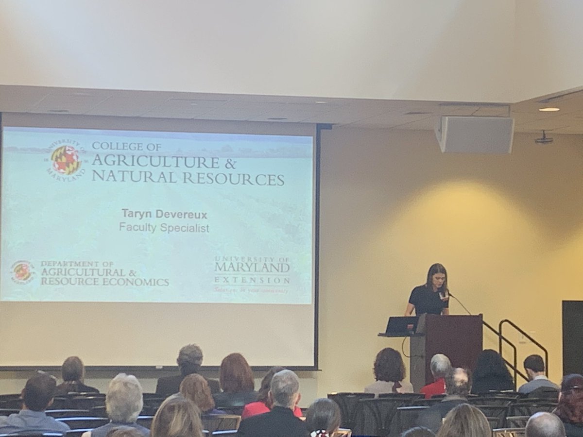 aglawpaul's tweet photo. Taryn Devereux discussing her success as a @UMDPTK in @UMdExtension @UMD_WIA and #AREC #professionaltrack https://t.co/bkppW1sFOO