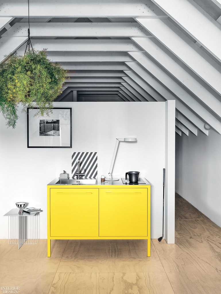 InteriorDesign's tweet photo. Industrial can be more than just hardworking. Look at these seven beautiful steel products that brighten up any kitchen: https://t.co/DUnzytvHpN  @smeguk @BlueStarCooking @CesarNYCKitchen @Graff_Faucets @stipbystip https://t.co/qOTe1sdNjO