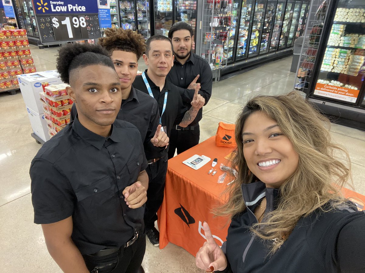 Erika_Pojas's tweet photo. WAKE up....WAKE up! It's the 1st of the month.... Great day to get some sweet deals with Boost at Walmart Forest Park! #ReBoostWMT @JWeav11 @kimwhite4 @CjDrikakis https://t.co/Ij6bzF23i5