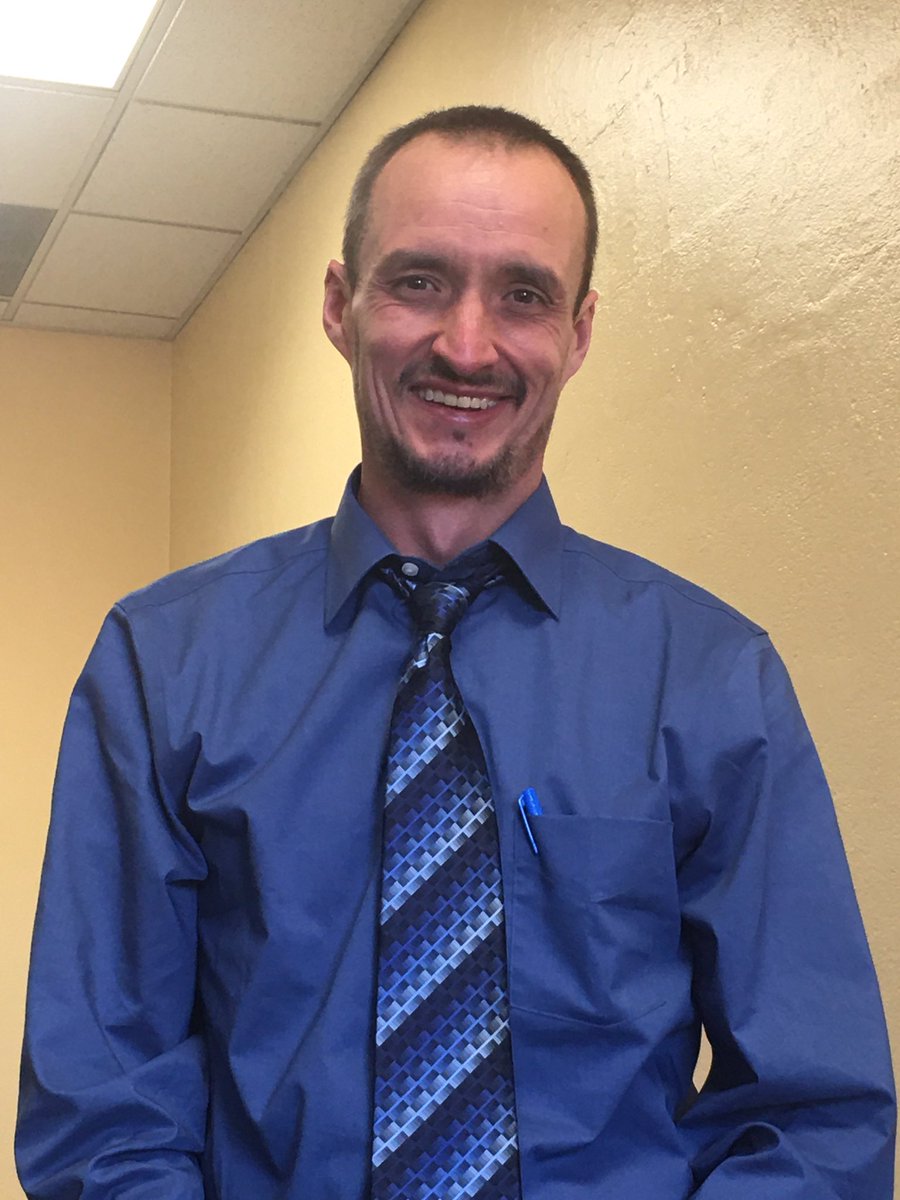 NewportSchoolo1's tweet photo. NSOI would like to welcome our new counselor Mr. Shaun Mullins! Please feel free to stop by and say hello. He is excited to meet everyone! https://t.co/rXqL0vRmCu