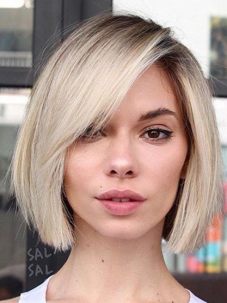 Bec3108's tweet photo. Do I?? 👇💇‍♀️🤷‍♀️ #ShortBob #Different #ChangeIsGood https://t.co/Lef4UxLtJl