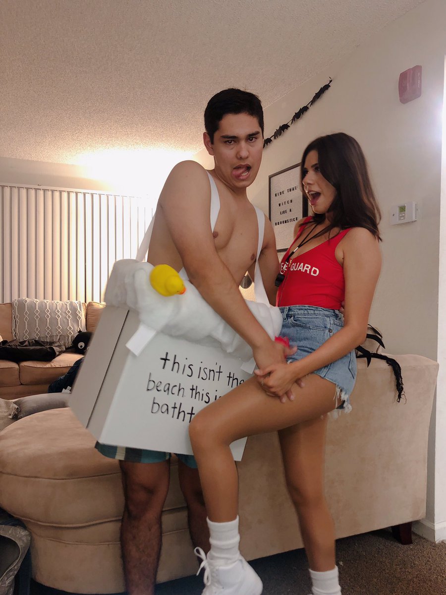 samanthasummerr's tweet photo. There’s no shark here lady!? https://t.co/izGd4nRoZm