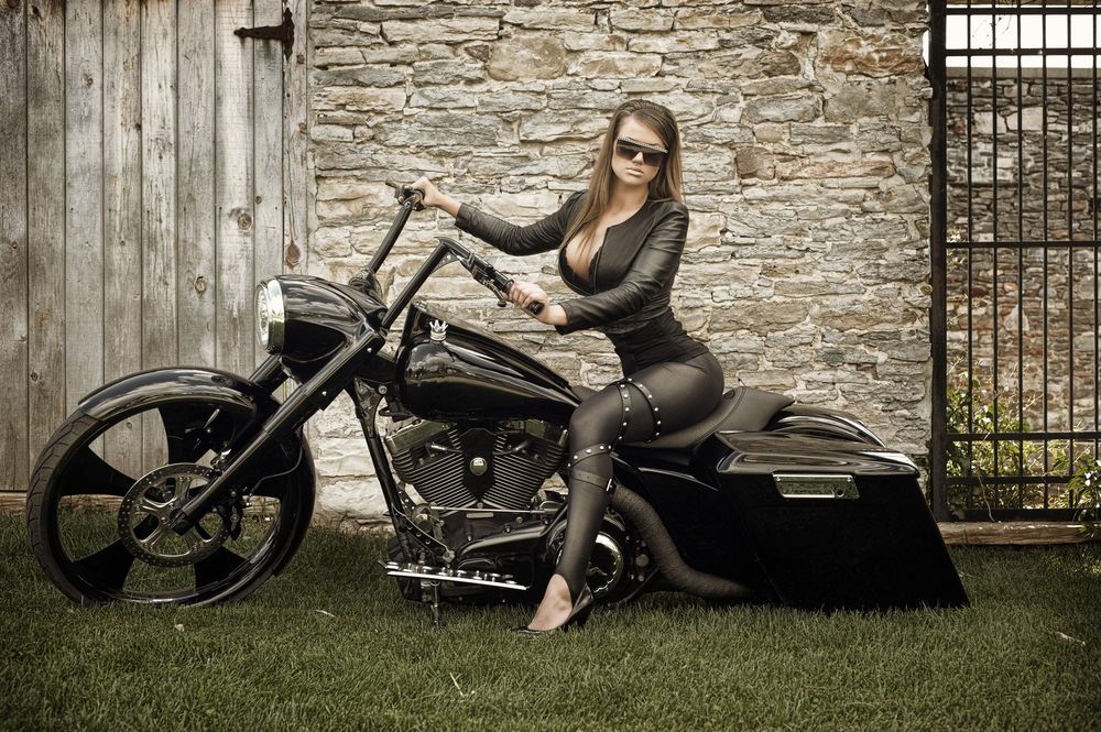 Smt_MachiningCo's tweet image. You don't have to go crazy to have a #CustomRide you can #BeProud of. Just start with the custom #FrontWheel found here &amp;gt;&amp;gt; ow.ly/aTr950wWA9F