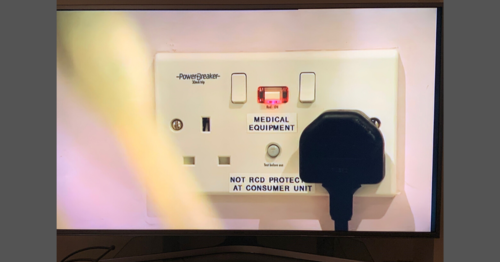 GreenBrookElec's tweet photo. A tear-jerker of an episode of @DIYSOS last night - what a team! 🙌Pleased to see one of our Powerbreaker RCDs too, showing the importance of socket RCDs at source 

#electricalsafety #electrical #powerbreaker #greenbrookelectrical #RCD #DIYSOS #electricians #trades #BBCDIYSOS https://t.co/0xR1wcoyX0