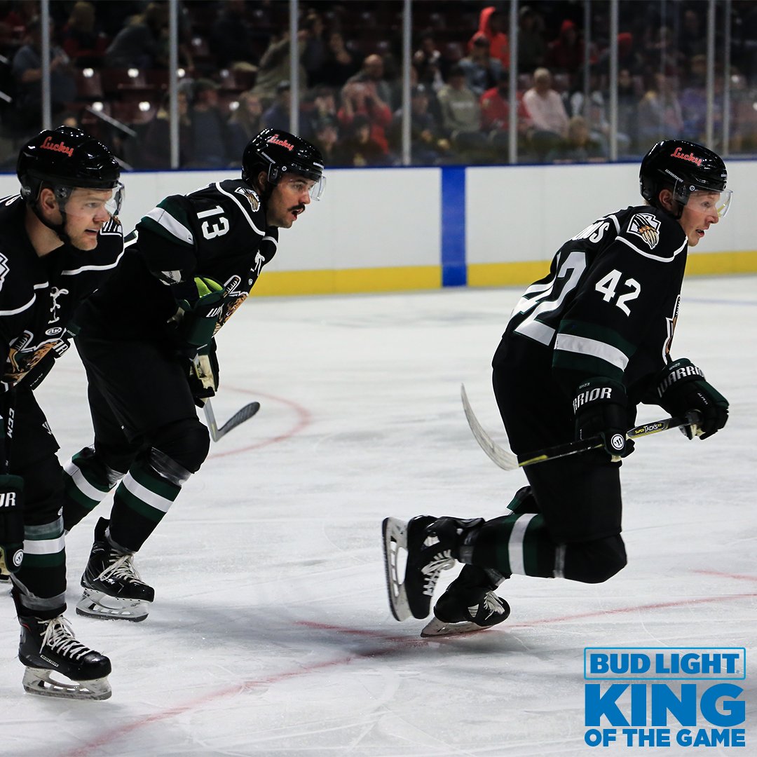 UtahGrizzlies's tweet photo. Bud Light wants to treat you like royalty! Like, comment and retweet for a chance to become tomorrow night's Bud Light King of the Game and win 4 tickets to our matchup against the Idaho Steelheads! Winner will be notified at 12:00pm Nov 2, 2019. #WeTheGrizz #GoGrizzGo 🐻🏒 https://t.co/ivfZuZbghi