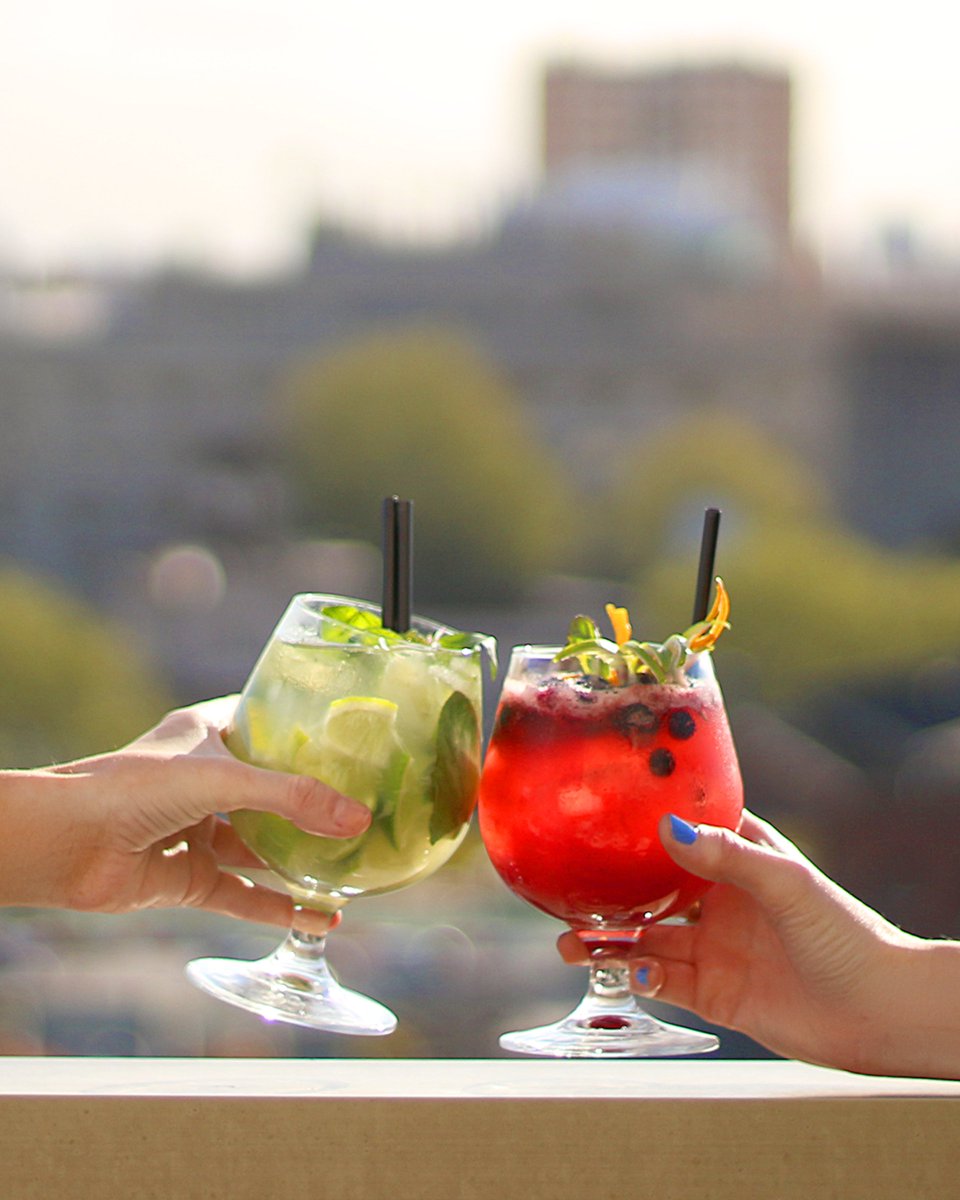 ¡Celebramos la primavera con un 20% off sobre nuestra mejor tarifa! Les  damos la bienvenida con una botella de Costa &amp; Pampa Extra Brut para brindar 🙌 Disponible todos los fines de semana de noviembre (viernes, sábado y/o domingo). Para reservar: bit.ly/2PCM5Bx