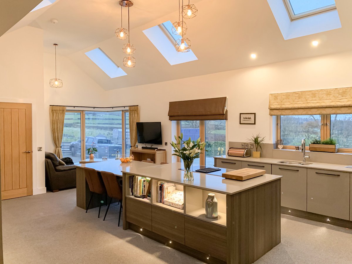 arm_architects's tweet photo. Project completion -  contemporary extension to existing farm house in North Ayrshire  #architecture #farmhouse #planting #cornerglass #infinityglass #design #contemporary #contrast #modern #northayrshire  #lighting @nordan_uk @velux https://t.co/RoV7jCIdGZ