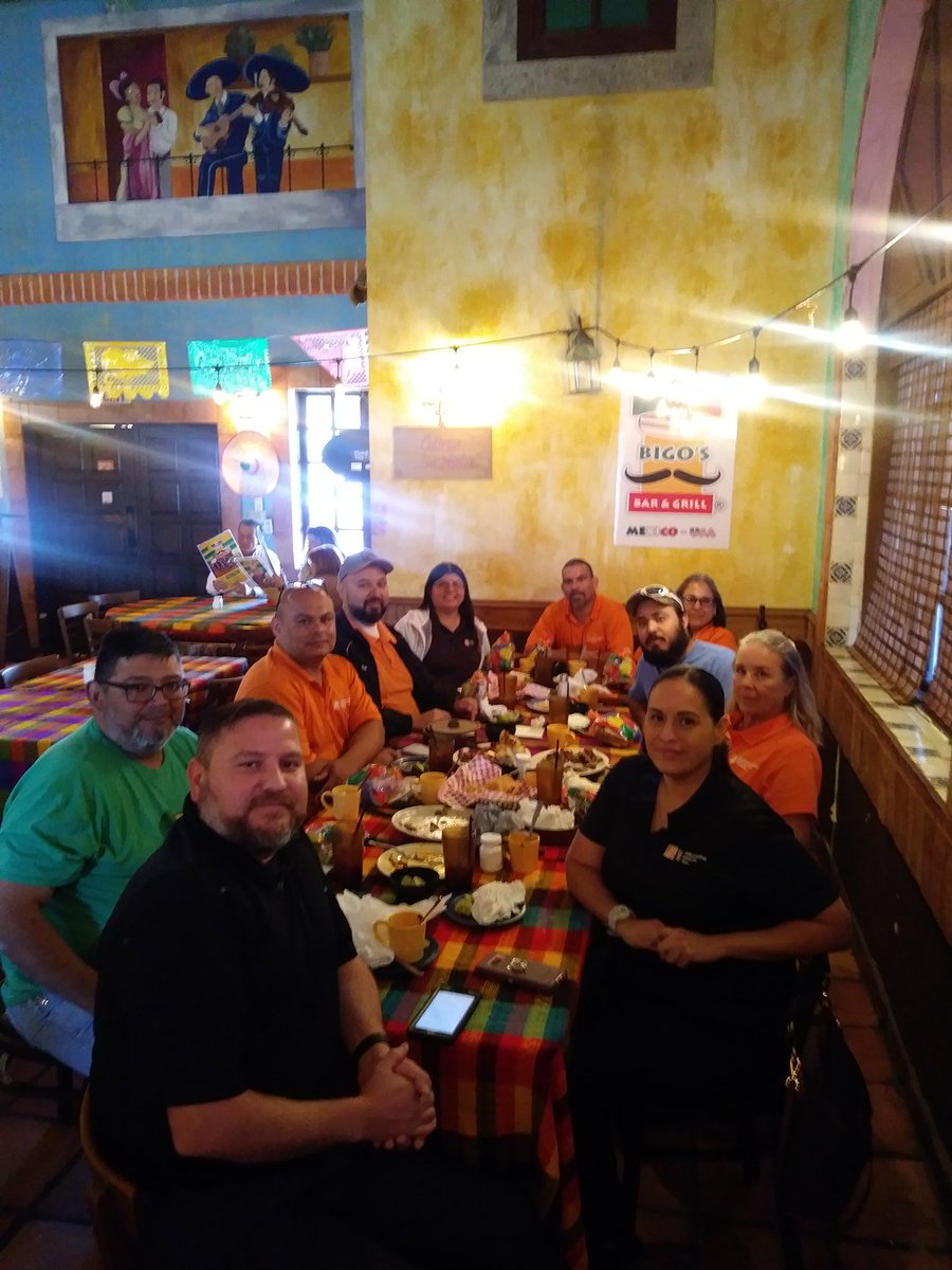 Met/store partnership is to give support to each other...to lead each other in the right direction...to drive for the same goals...and ultimately share in our successes together..thank you store partners 6521 and team Fuego