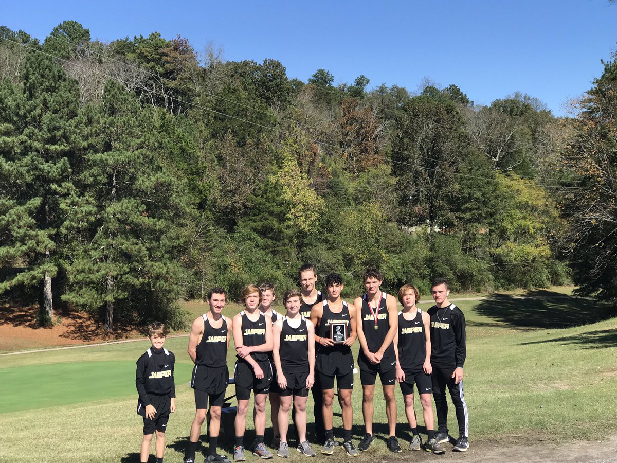 jaspervikes's tweet photo. Congratulations to Men’s &amp; Women’s @JasperTFXC as both claimed 3rd Place Sectional Finishes At Trussville Country Club today! By way of their top 4 Finishes, both teams are #AHSAA State Qualifiers.  #CatchUsIfYouCan #GoVikes #TheVikingWay https://t.co/51egP8ulvn