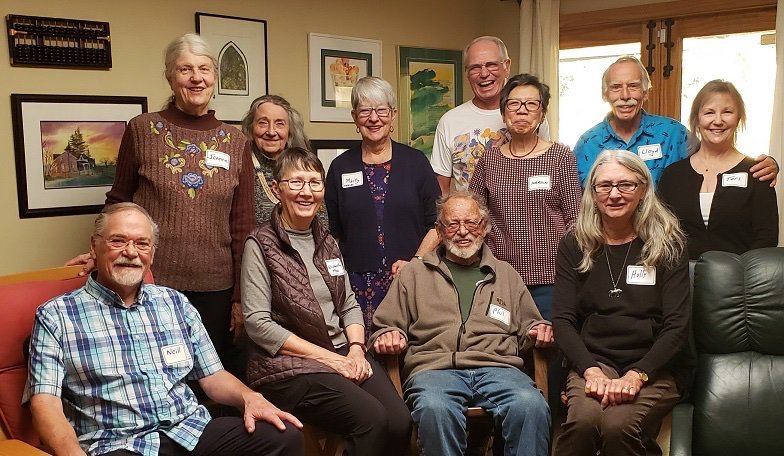 MckeeNeill's tweet photo. Albuquerque, Oct. 27: A few former Peace Corps Volunteers who served in #Borneo, #Malaysia in the 1960s–70s shared stories. #peacecorps #volunteer 

My story: https://t.co/bUvdjfdZ5s https://t.co/AtfrKRdjuR