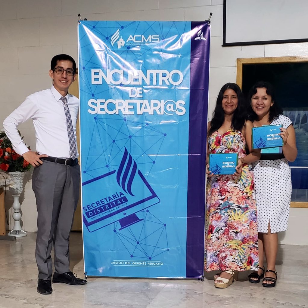 Nuestra secretaria de La Iglesia central de #IquitosA fue elegida Secretaria Distrital de Excelencia en el marco del encuentro de Secretarias de la Zona Iquitos con la presencia del Pr. <a href="/FariChoque/">Farí Choque Ortega</a> y el Pr. <a href="/javiervc69/">Javier Valladares</a>. 

<a href="/EnzoChavez/">Enzo Chávez</a> <a href="/AdventistasUPS/">Adventistas Perú - UPS</a> <a href="/edwardheidinger/">Pr. Edward Heidinger</a> @mcoaugarte