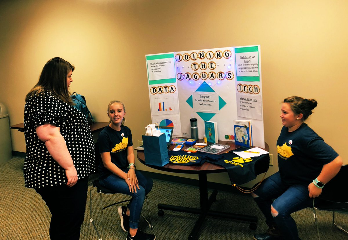 Sharper70bc's tweet photo. @njejaguars STLP students sharing their thoughts about #kydigcit and their STLP Showcase project today with attendees at KY Digital Citizenship Academy!  Way to go! #WeAreBC https://t.co/K1m44lWQxu