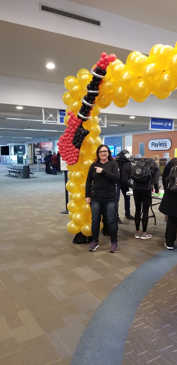 cpmusuneggi's tweet photo. Always the warm welcome from @fly_SAV #runsavannah https://t.co/QhJcBUdCfY
