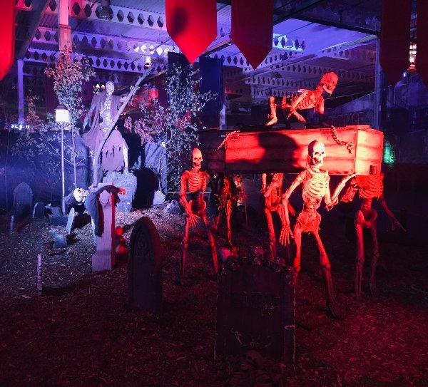 Haven't had your fill of #Halloween ? You have two more nights to attend <a href="/Screemers/">screemers</a> at Exhibition Place! bit.ly/2NeOe3A #Toronto #events