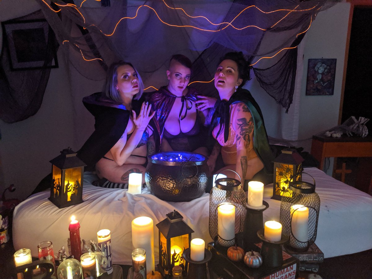 sexualtequila's tweet photo. These three witches are begging to suck the life out of you...
Won't you oblige?
#queerwitches #witchfantasy #hocuspokus 
https://t.co/AKT8aVEsaW https://t.co/QLWy7IMh3j