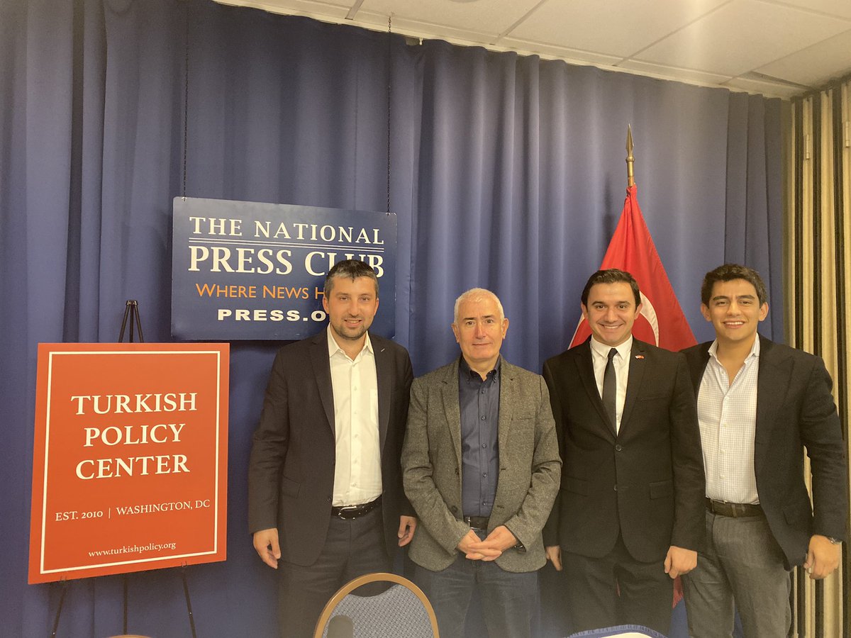 Turkish_Policy's tweet photo. Değerli gazeteci @sedattbozkurtt ve CHP ABD Temsilcisi @YurterOzcan’ı ağırladığımız “2020’de Türkiye” panelimize katılan herkese ve konuşmacılarımıza sonsuz teşekkürler. Oldukça verimli bir sohbet oldu. https://t.co/D3akMEniFS