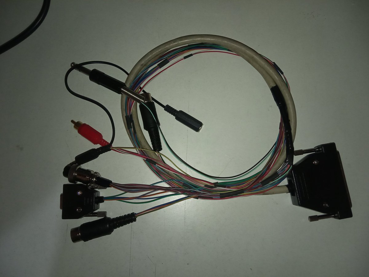 EC7AKV's tweet photo. After 2 years, i was finally able to make the DB38-FT-2000 Cable for #microham Micro Keyer II and #yaesu #ft2000 #hamr #hamradio #radioaficionados https://t.co/asYz8NpuWs