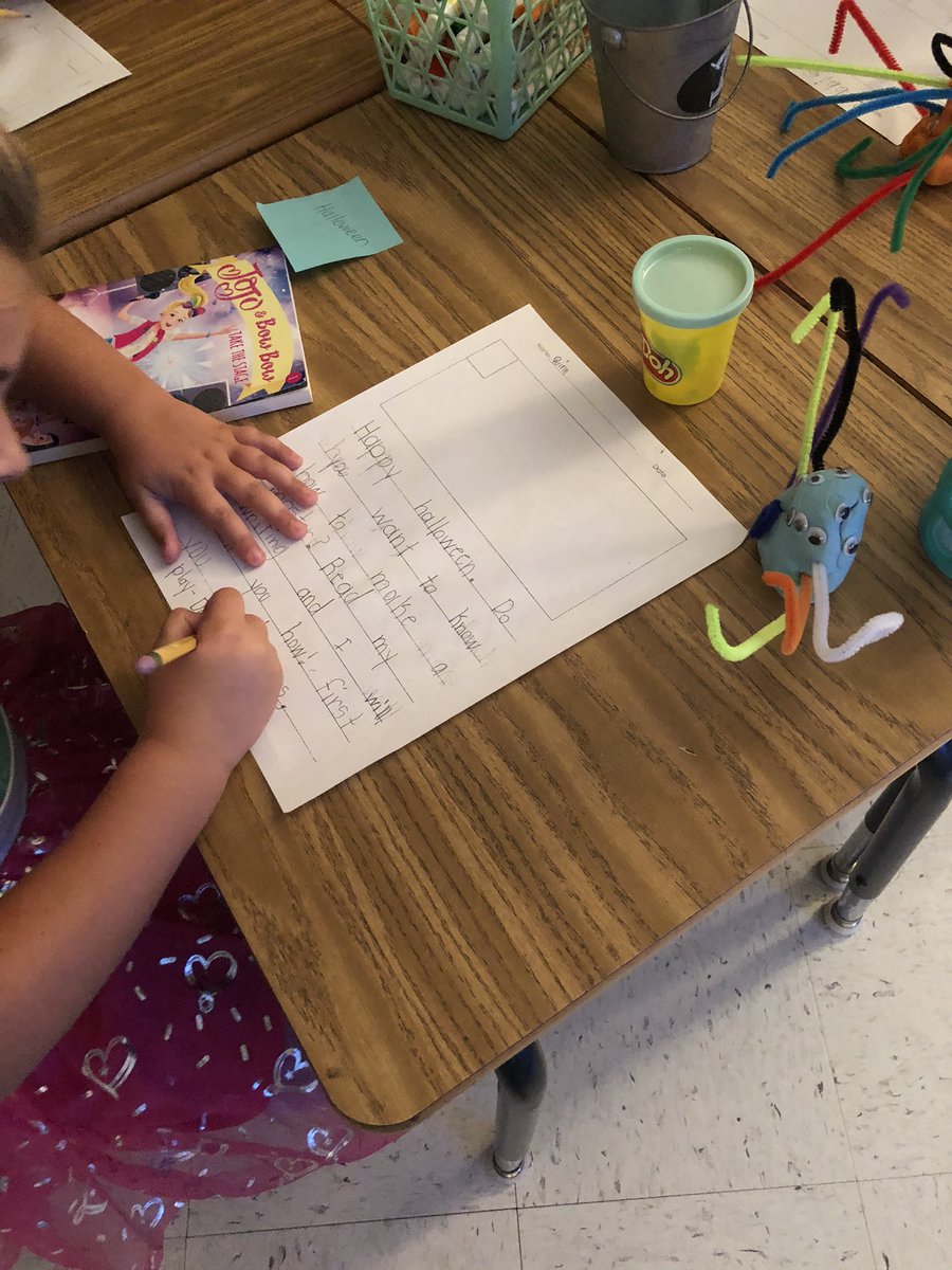 mstoneCWES's tweet photo. Halloween fun! “How to make a monster!” #firstgradewriters https://t.co/pssBni6mLb