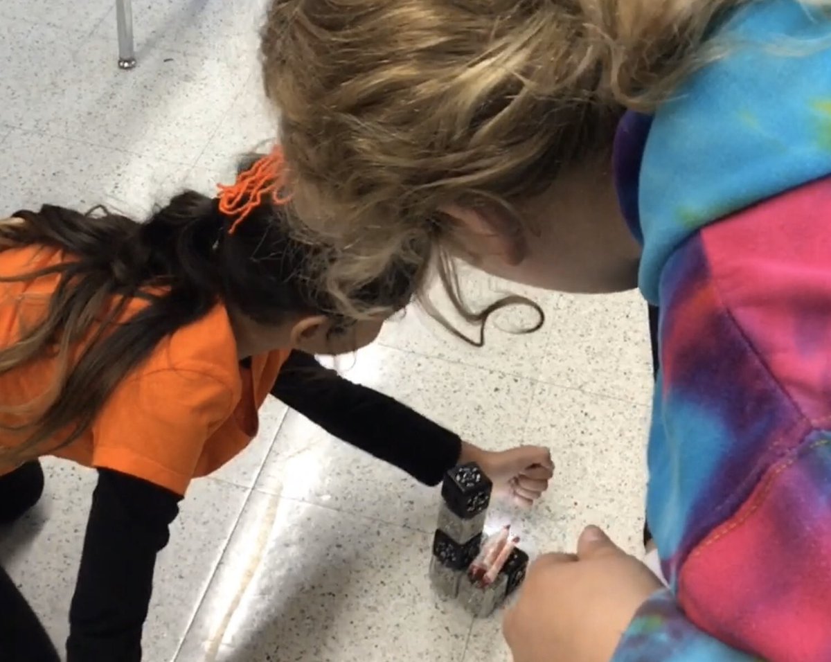 BevilacquaNB's tweet image. A robot that ‘boos’ people and a robot that carries candy? I LOVED the Halloween themed robots that Mrs. McAllister’s class created! 🎃👻 #cubelets #modularrobotics