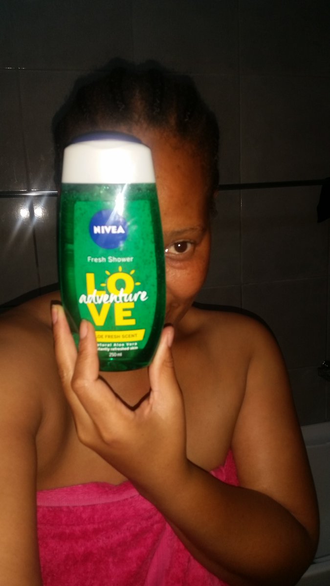 SamyyL's tweet photo. Wow myRubybox. Thank you for the box full love. Thank you Nivea for caring.#Nivea #rubybox #rubyboxloveadventure #TrustedNIVEACare #naturalaloevera #aloeshowergel #aloebodywash my @rubybox_beauty I am in LOVE. https://t.co/pgw1nnCfKw