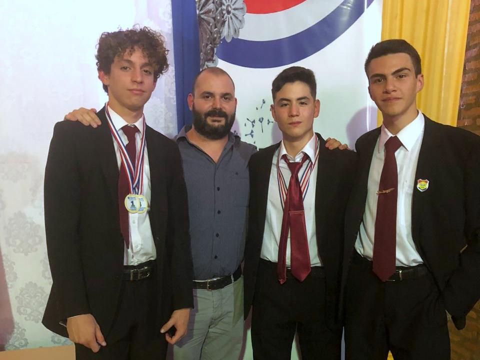 wp.me/p3j9x4-aqC Estudiantes del #IPT acreditan dos proyectos para participar de Ferias Internacionales