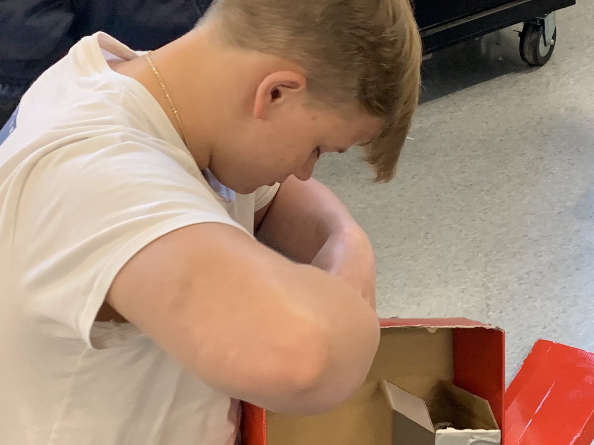 FowlerKristy's tweet photo. Technology Engineering &amp; Design students building models and prototypes for their Engineering Design projects.  @ForbushHS @CTE_FHS #Engineers #handsOnLearning #4thperiodRocks https://t.co/TDDptMaLIN