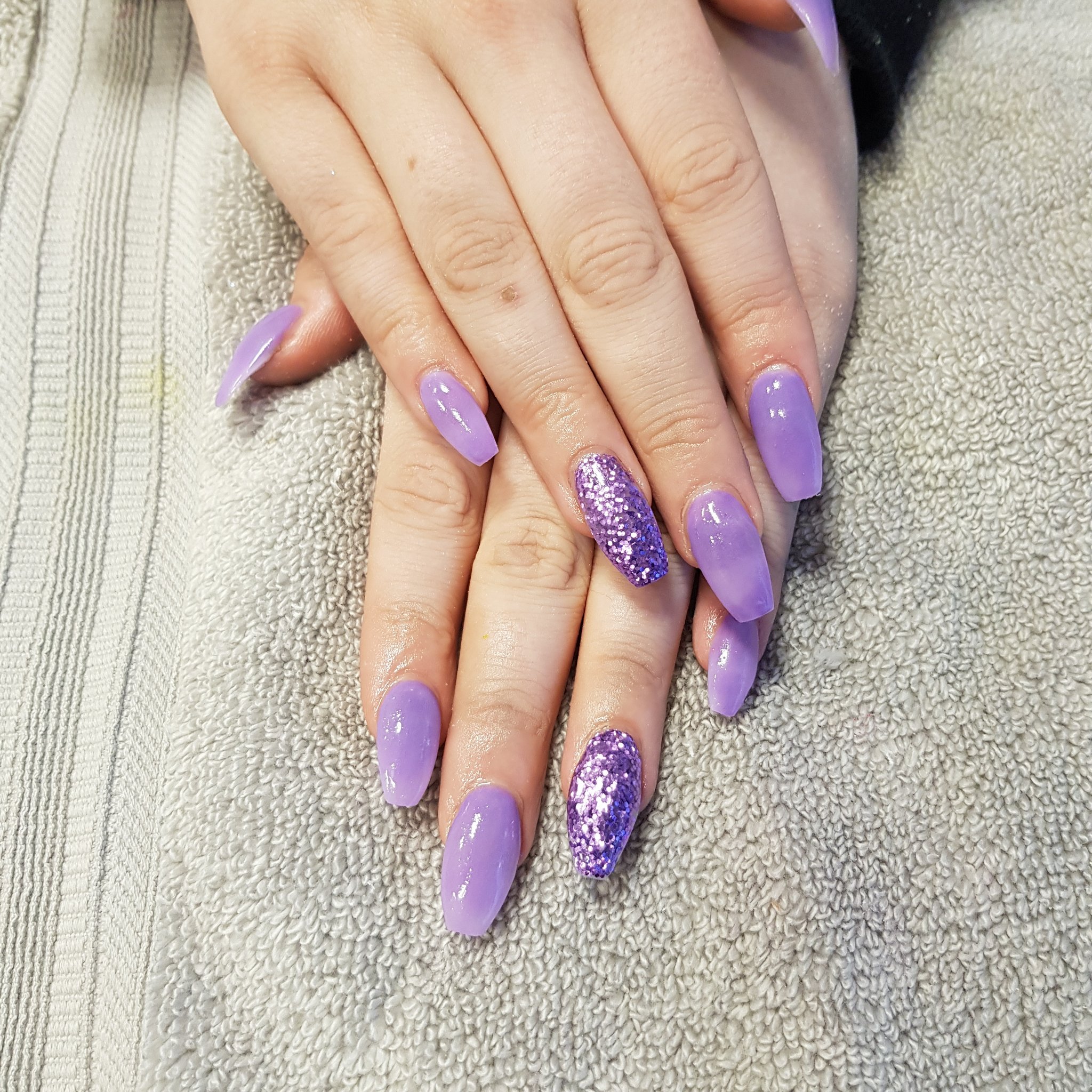 Lilac Floral Detailing Glitter Press On Nails – Nailbea Nails