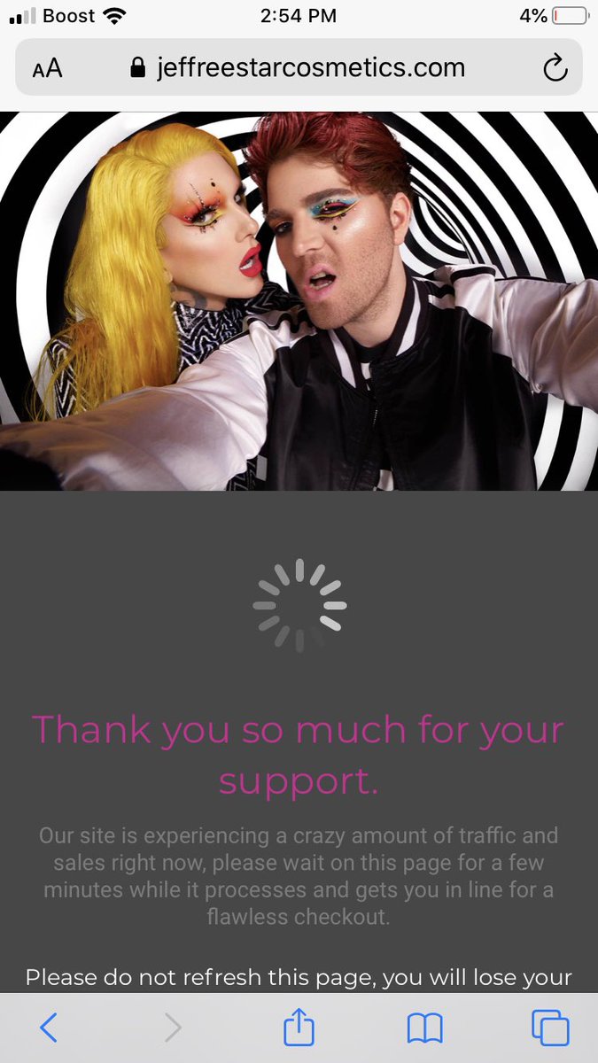 CaseyWheeldon's tweet photo. @shanedawson They are trying! Be patient ppl! Can we just take a moment to appreciate how epic this is @shanedawson and @JeffreeStar?? Completely insane the amount of crashes that this creation has caused. Congrats! #theydidthat #shanedawsonxjeffreestar #conspiracy https://t.co/d1G7jbLcDj