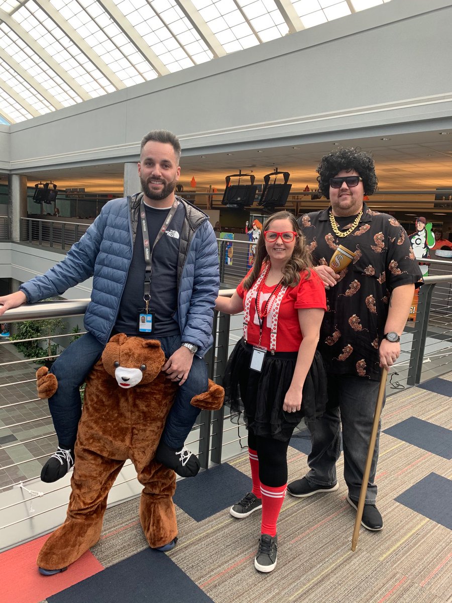 THENEWBLUEBOISE's tweet photo. Halloween Fun In Boise. #ATTCLG https://t.co/2jrZs3M2x3