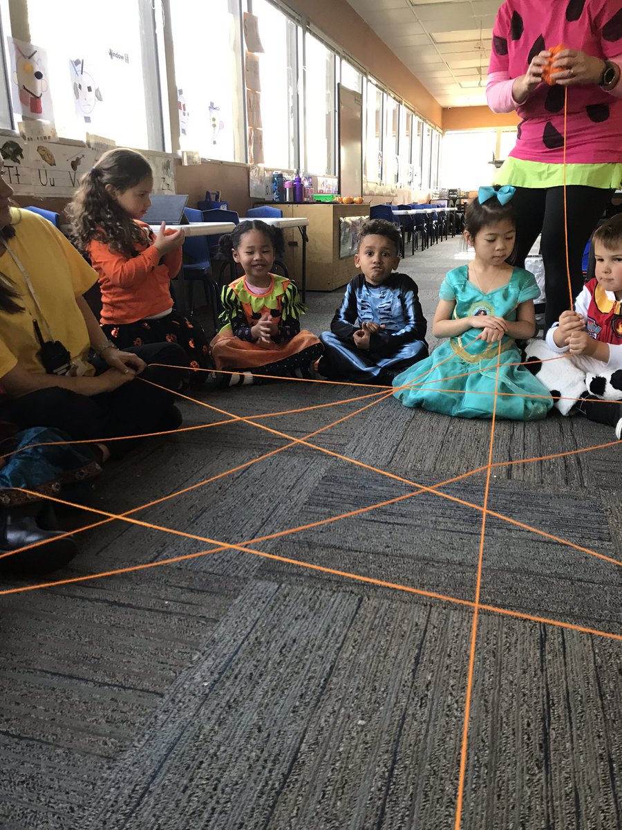 KinderAGCS's tweet photo. After studying facts about spiders we created our own class web. We even had a challenge of trying to see if it could hold a pumpkin! #falllearning #STEMeducation @rentonprep @KinderPrepAGCS https://t.co/akjkAbYAY3