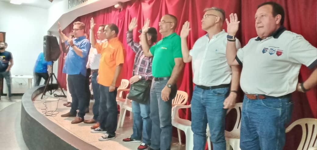 Hoy acompañe a los factores políticos de mi municipio a un acto de unidad, unidad verdadera, aquella que se logra cuando buscamos el bien común, el rescate de lo perdido, aquella que necesitamos porque podemos perder nuestras vidas, nuestro país, ojalá sea de verdad.