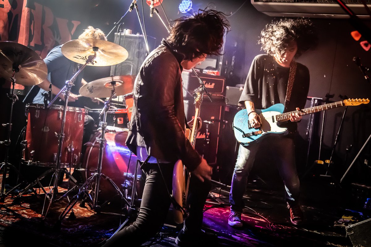 submen_info's tweet photo. 明日!
11/3(日)札幌Spiritual Lounge
「open your eyes」
#submen
#ズボンズ
#NotSunchilds
#doothebeats
#DOUBLESIZEBEDROOM
#ザジラフス
st18:00 adv¥3,000 (+1D)
HP▶︎ https://t.co/Er8CTkDNS8 ◀︎
チケット予約▶︎ https://t.co/6Wh4WhtRUO ◀︎
Photo by Masumi https://t.co/6vgHbV92wb