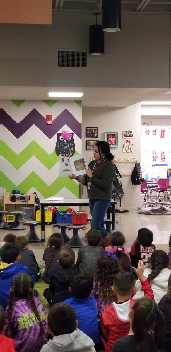 BrandyDugger3's tweet photo. Thank you @EFOdessa for providing Buice with amazing readers and a new book for our Kinder and First graders. #Buice #BookwormsatBuive https://t.co/EOJF0Tp1Ia