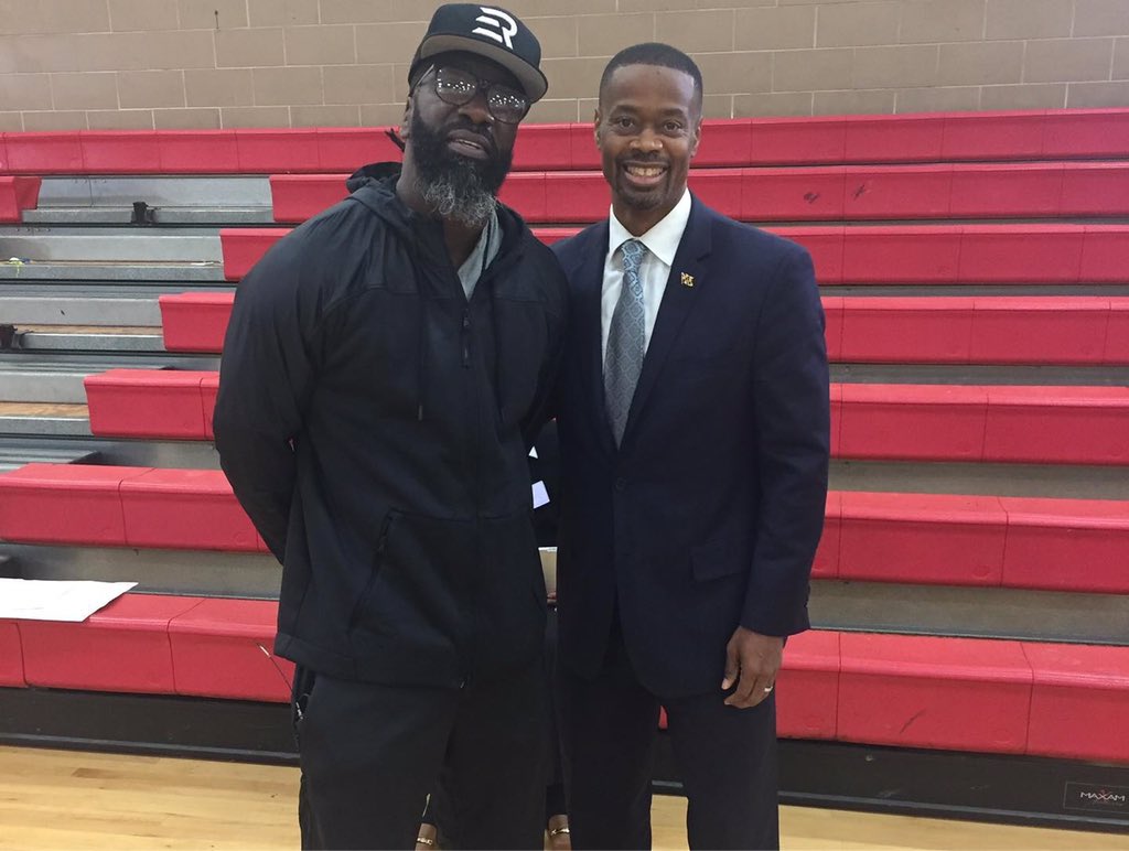 leonfpinkett's tweet image. Often times, in our schools, athletics, art &amp;amp; music are the first activities to be cut when resources become limited. Thank you @TwentyER and @WK_Kellogg_Fdn for your generous support of our students #kippbaltimore📚📚📚 #missiontiger