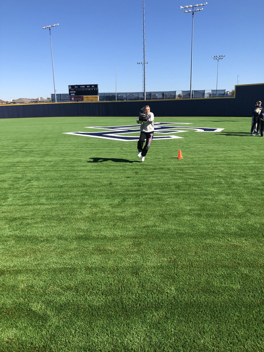 LEHS Softball tweet media