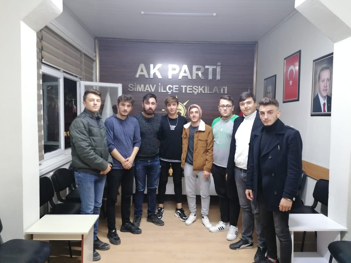 Uniak başkanımız Muharrem Çatal yönetiminde ilk tanışma toplantımızı yapmış bulunmaktayız.Allah devamını nasip etsin...