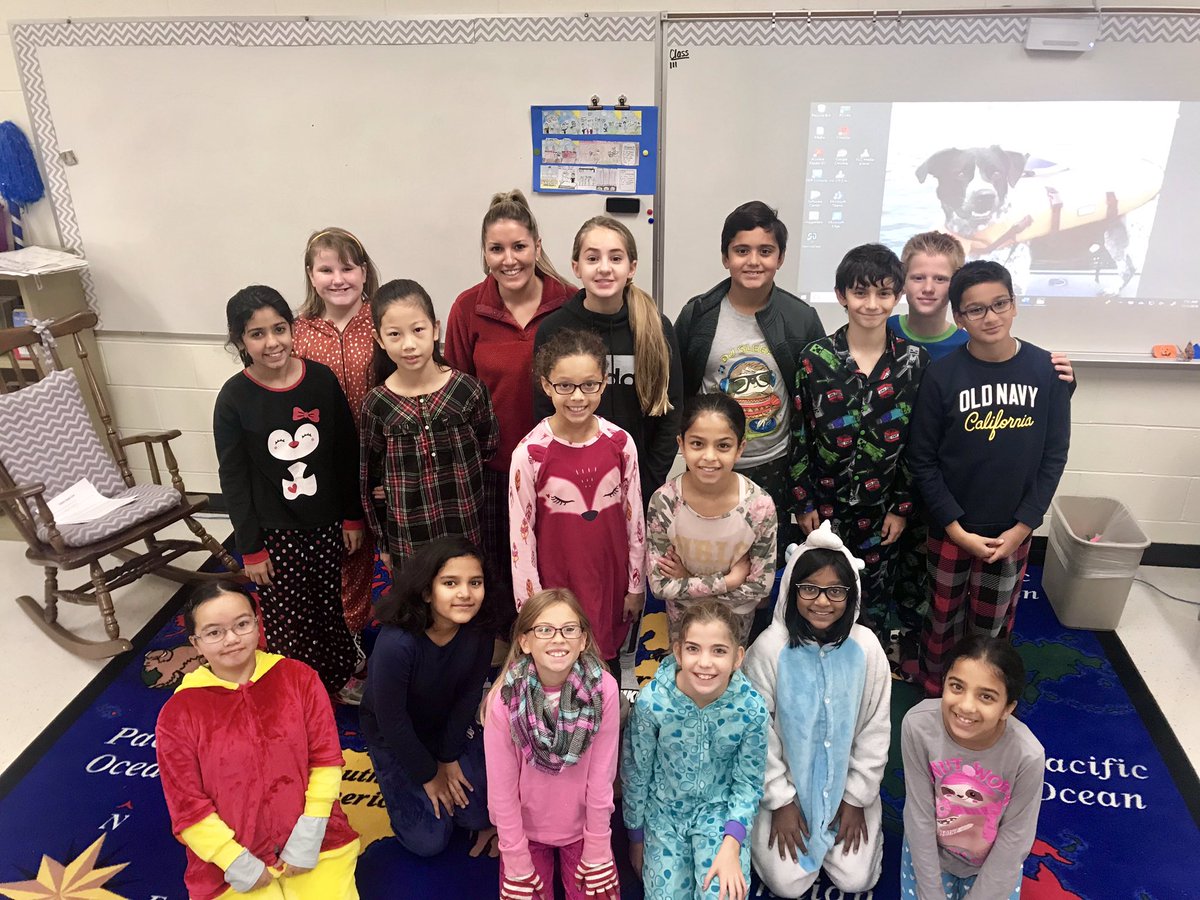 PaczowskisClass's tweet photo. Red Ribbon Week- Pj day! https://t.co/N7D6y8WLta