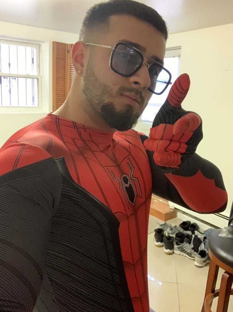 diegomend3z's tweet photo. Your Friendly Neighborhood SpiderMan 🕷🕸 https://t.co/jJ8aRmrjKa