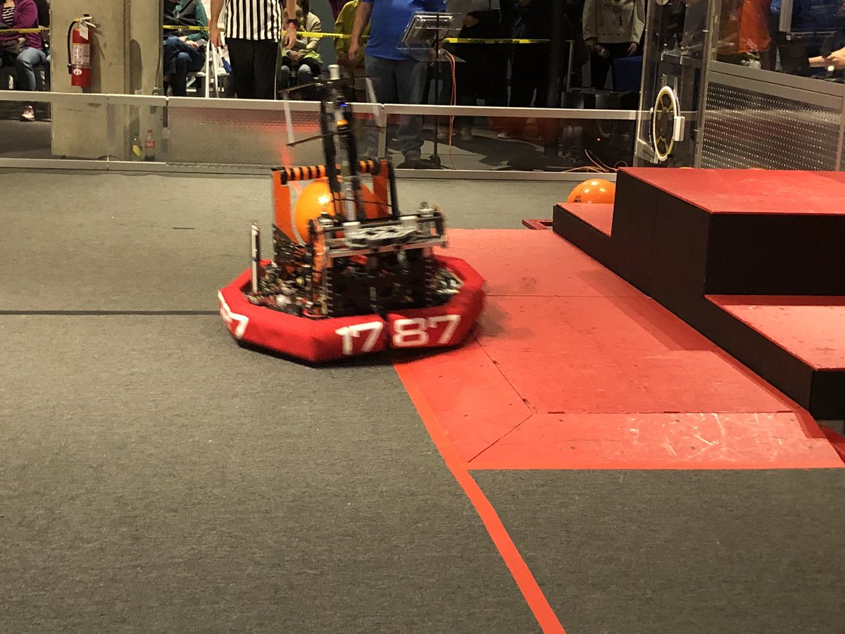 The Flying Circuits tweet media