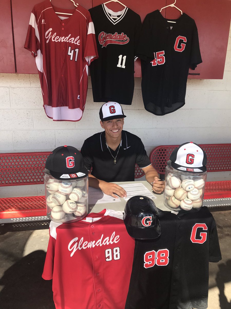 Officially signed ✅ beyond blessed #Gauchos