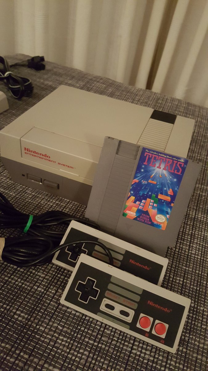 CaptainN1981's tweet image. It's time to replace my PAL set-up with this directly imported NTSC NES so I can properly practice for the CTWC 😁 #CTWC @ClassicTetris
