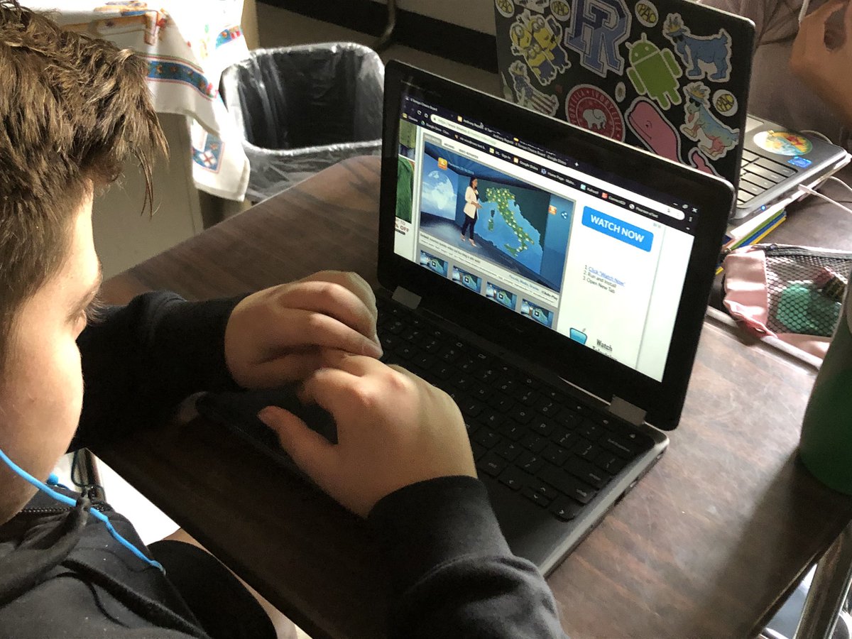 SignoraTuccillo's tweet photo. 8th grade Italian students continuing to work with #authres, now listening to Italy’s weather forecasts in Italian and creating a travel and activity itinerary based on their understanding. 🇮🇹 ☀️ ⛈ #IntegratedPerformanceAssessment @MMS_PACPride https://t.co/aigCGXoJPc