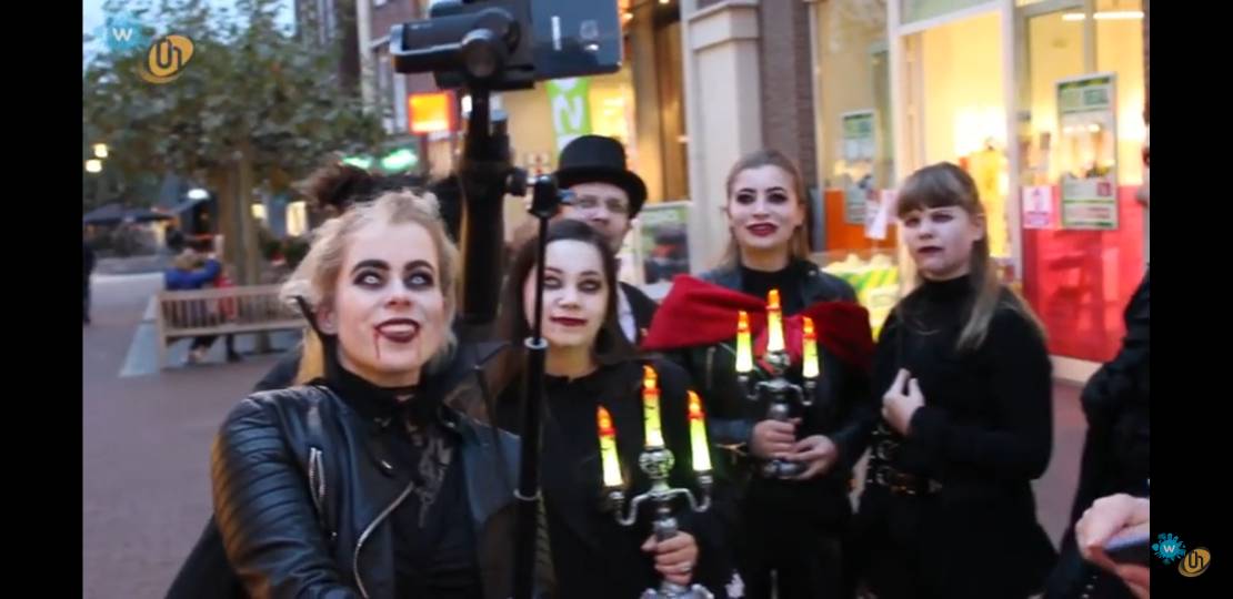 DitisHelmond's tweet photo. Kijk 'De Beet van Berlaer I #Helmond Centrum I #Halloween 2019' #hellmondhaunters op YouTube https://t.co/FtjgL8Y18w https://t.co/143owmONww