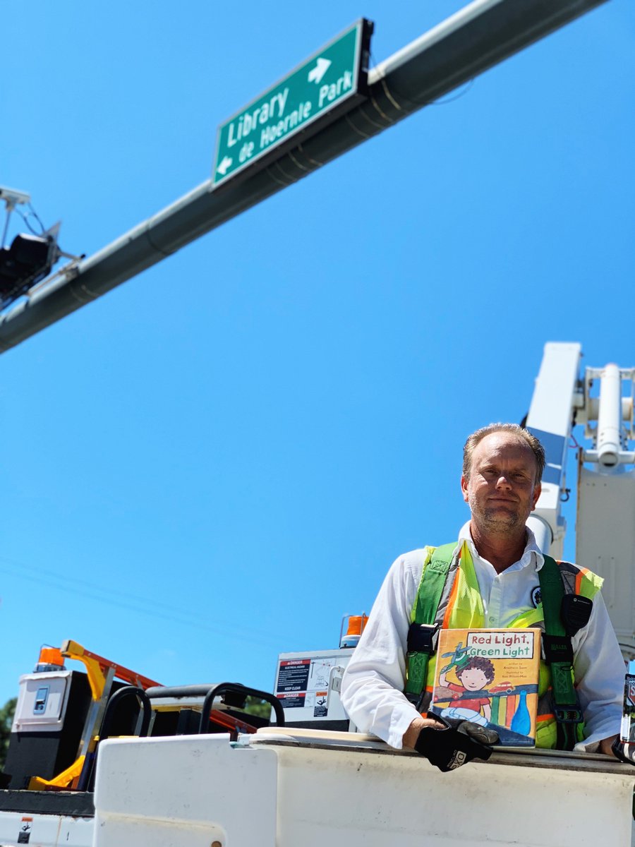 BocaLibrary's tweet photo. Dave, a @CityBocaRaton Traffic Signal Tech, got a #BocaLibrary card to keep current on technology with https://t.co/YuW6OBKJCE (Linkedin Learning). He says, “There are a ton of video courses.... I am touching up my AutoCAD skills, Microsoft Project, & learning Bluebeam." https://t.co/lmllpMLLku