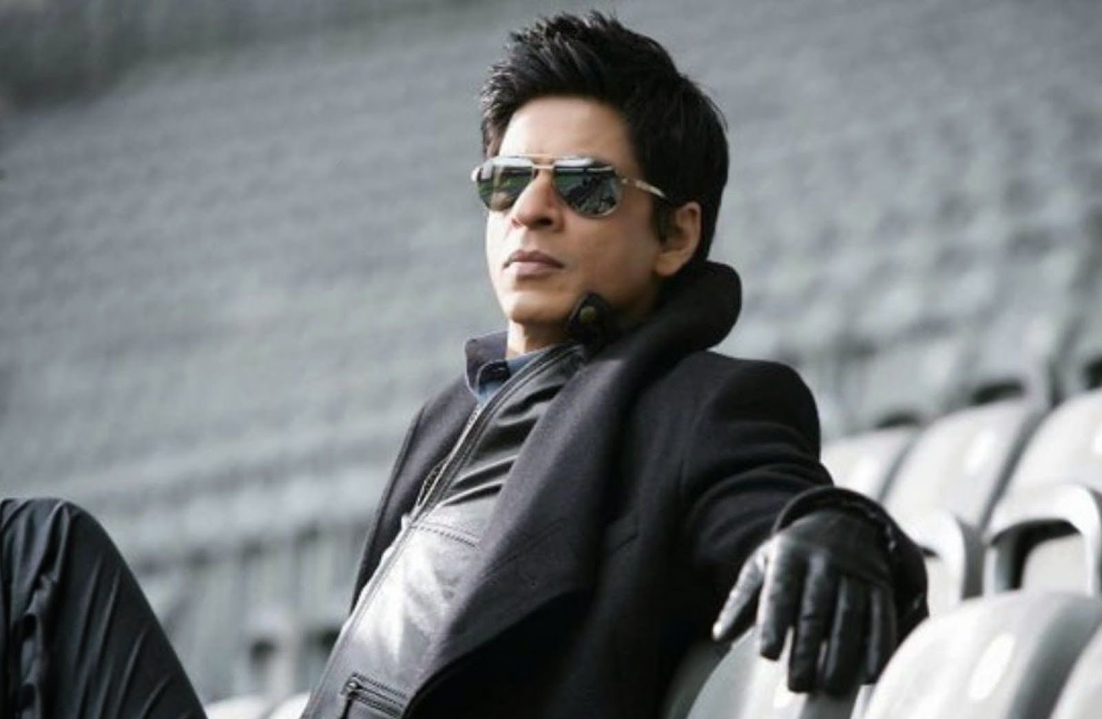 Happy birthday Shah Rukh Khan!!   