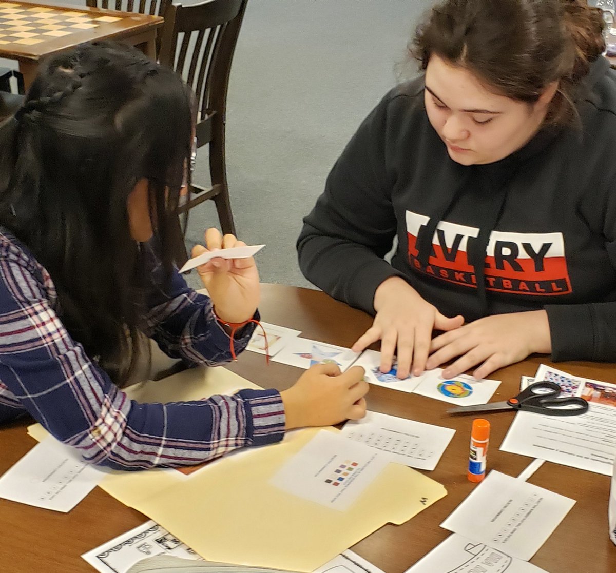 ACHSpanish's tweet photo. I made a breakout (escape room) style activity today for Día de los muertos (Day of the Dead). Huge success! https://t.co/AJ6T7B6y8y